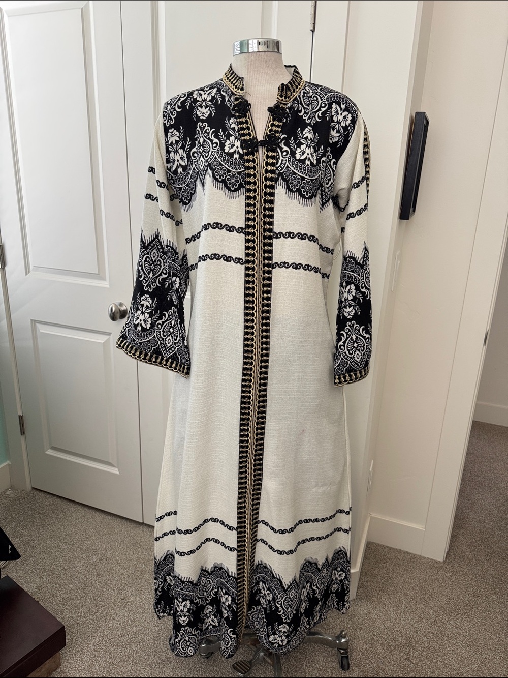 Black & White Embroidered Abaya Long Dress